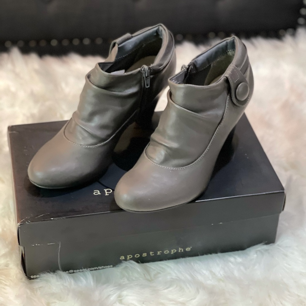 Apostrophe Booties